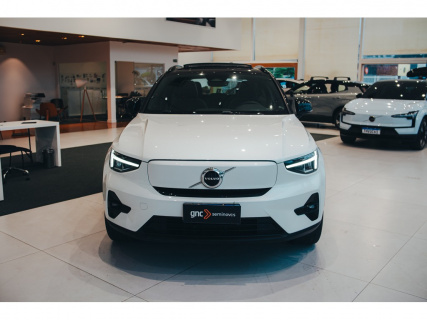 VOLVO XC40 P6 RECHARGE ELECTRIC PLUS